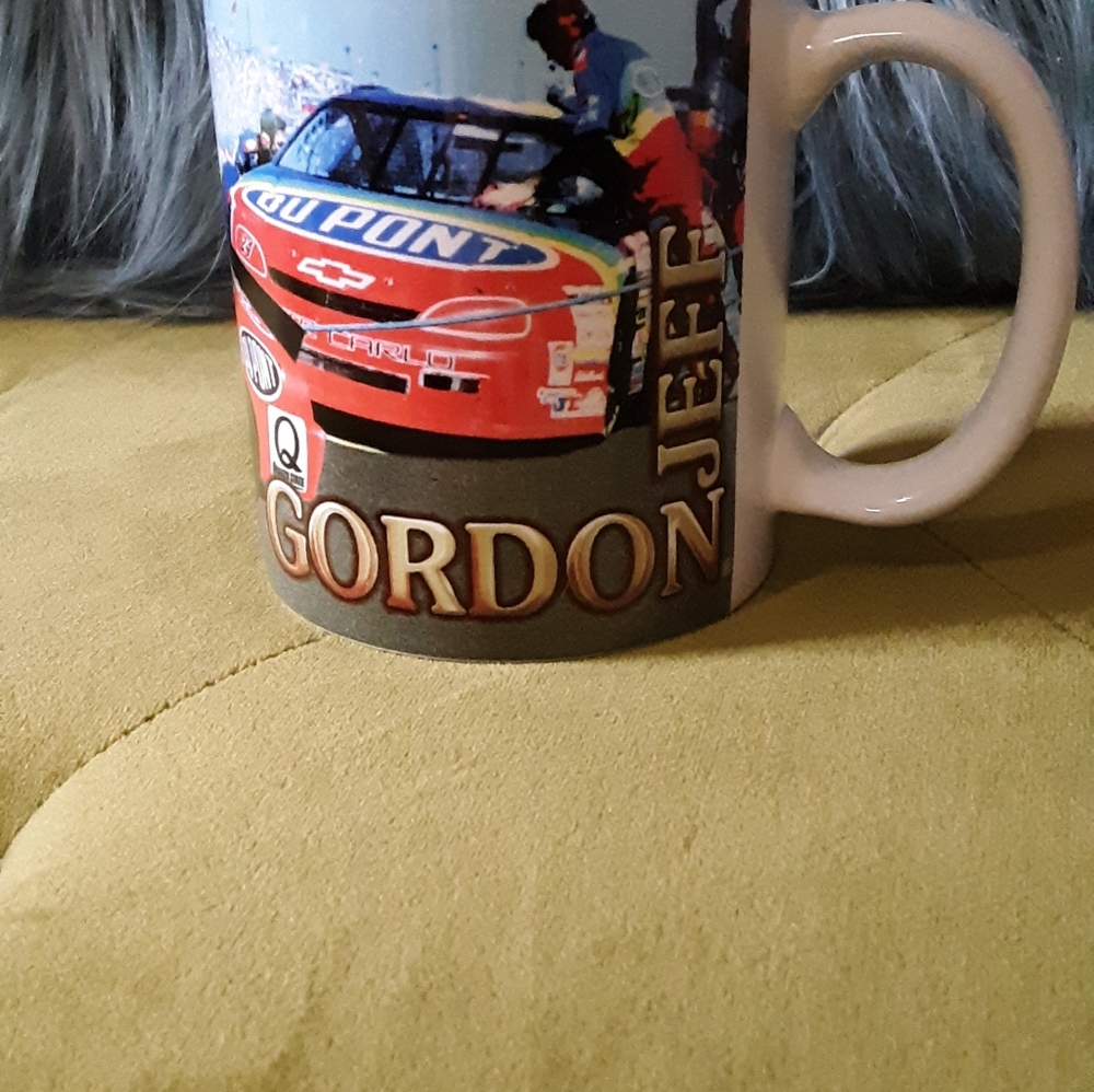 1998 JEFF GORDON VINTAGE NASCAR MUG - Picture 4 of 4